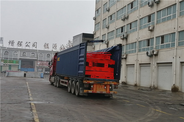盛华集团丨浙江600T活腹杆架桥机出口